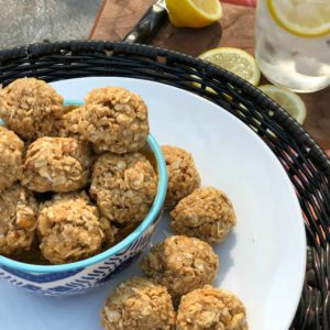 no-bake oatmeal sweet & salty energy bites