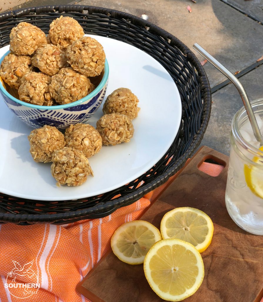 sweet & salty no-bake oatmeal bites