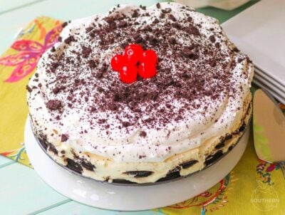 Oreo Cream Icebox Cake made with chocolate cream filled cookies, cream cheese and whipped topping is an irresistible dessert that's easy to make!