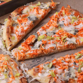Buffalo Chicken Flatbread Pizza