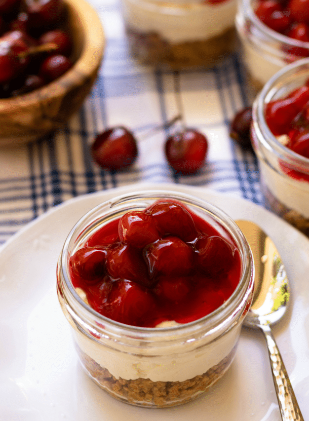 No Bake Cherry Delight In Jars A Southern Soul