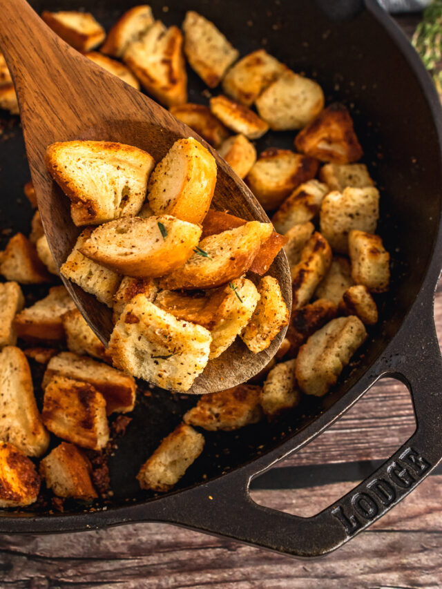 cropped-croutons-12.jpg