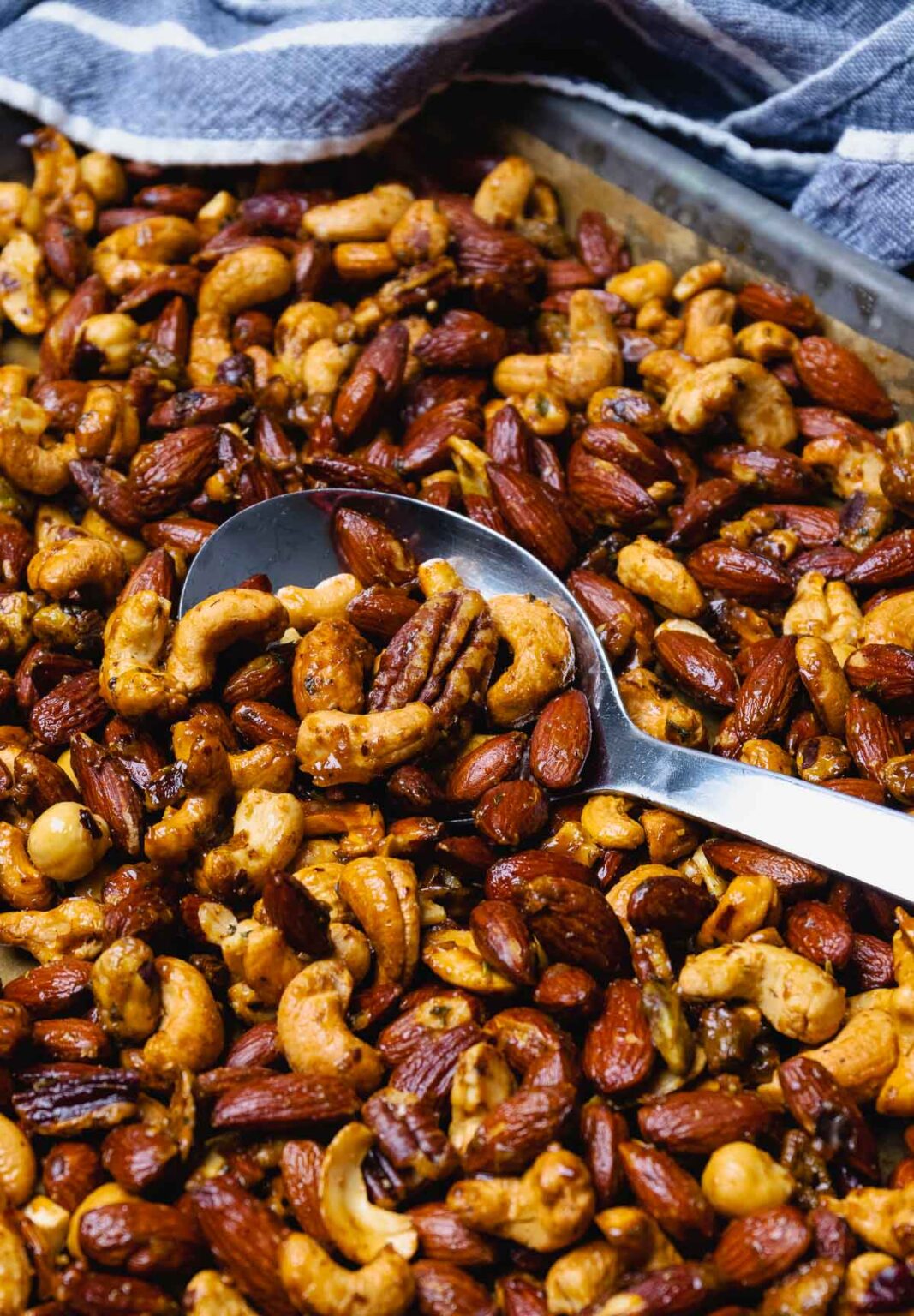 Sweet And Spicy Roasted Nuts A Southern Soul