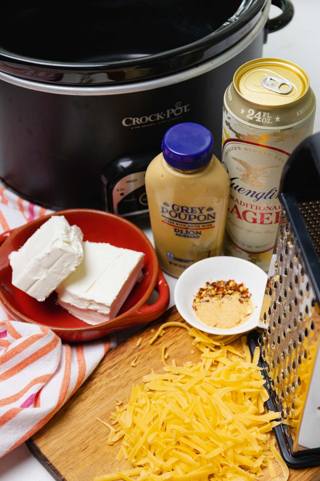 Easy Crock Pot Beer Cheese Recipe A Southern Soul